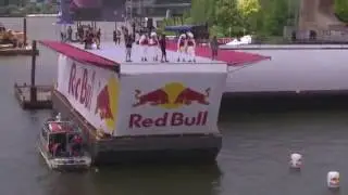 Back To The Future team fails to fly at Red Bull Flugtag