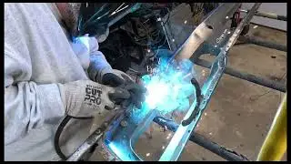 Blue 69 Charger tail panel rust repair. Part 1.