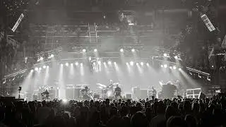 Pearl Jam - Retrograde 9/18/2022 St Louis