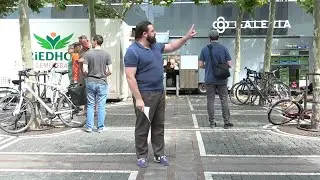 Stra&szlig;enpredigt beim Christopher Street Day - Tobias Riemenschneider