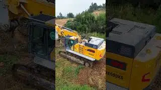 The huge excavators are at work 040