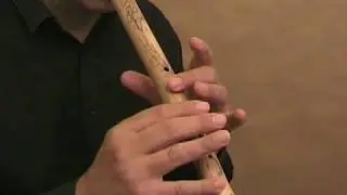 &Theta;&iota;&alpha;&mu;&pi;ό&lambda;&iota; &sigma;&epsilon; &Sigma;&iota;b - Thiaboli in Bb / 1. &Eta; &kappa;&lambda;ί&mu;&alpha;&kappa;&alpha; - The scale