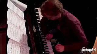 Latin Piano Solo / Matthias Bublath & Eight Cylinder Bigband