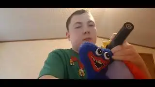 King jellyfish Vs Hugg Wuggy -Brody's Cartoon Rap Battles 