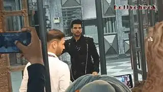 Jailer karan kundra arrive at lock app set.#karankundra #lockupp #finale