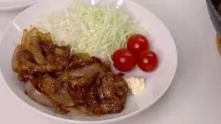 Щегаяки с луком [ жареная свинина с имбирем  ]