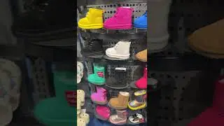 Okk Uggs 💕🦋💕🦋💕🦋 #contentcreator #viral #youtubeshorts #momlife #shopping #kidsfootlocker
