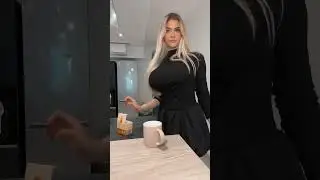 Wanna tea? 🍵 #lexi2legit #brittanya razavi #val2legit