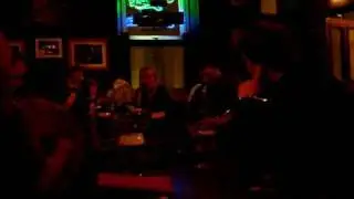 Devitt's Pub Dublin Ireland live irish traditional music uilleann pipe flute bodhran 07 25 2009