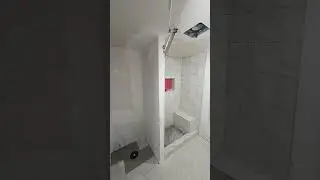 Remodelaci&oacute;n de ba&ntilde;o completo Shower tab a Shower walk