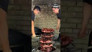 Mol go&rsquo;shtidan tandir go&rsquo;sht shunaqasini ko&rsquo;rganmisiz #assalom_uzbekistan #streetfood