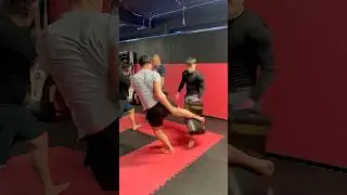 How coaches improve a technique in a couple of words #kickboxing #selfdefence #MMA #combatkarate