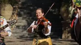 MIZZICA MIZZICA Sicilian folk band Taormina - sicily style special events