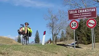 Cicloturismo in Val d'Arzino: da Flagogna a Sella Chianzutan con una bicicletta reclinata