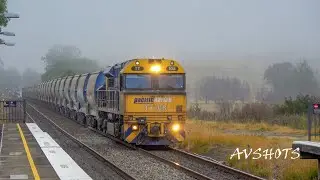 Pacific National Mineral Train TT103 TT108 through a Foggy Douglas Park NSW
