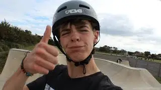 MY FIRST VLOG!