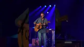 Vince Gill Revealing the Gender of Baby Nealson #1...