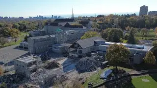Исследуем ЗАБРОШЕННЫЙ университет Тиндейла в Торонто, Онтарио