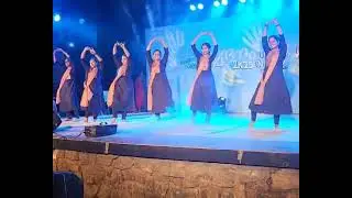 Teachers dance at school🔥