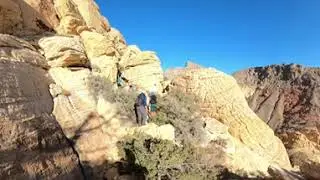 Red Rock Canyon VR: Scrambling Calico Tank Peak&rsquo;s Hidden Gem! #scrambling #VirtualReality