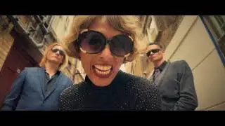 She Made Me Do It - Silver Lining