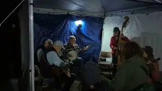 Bluegrass camp jam. #enjoinglife #bluegrass #banjo #bluegrassmusic #pickers #music #musicfestival 