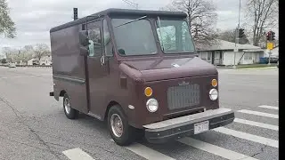 Spotted a 1980 Chevrolet P-10 Step-van in Hometown, Illinois.