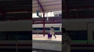 Renfe Ave 112 entrando en Madrid Chamartin