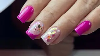 Uñas acrílicas más esmaltado