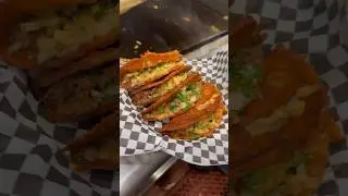 4 KETO TACOS FOR $10 ARE WEDNESDAYS SPECIAL OR 5 SOFT TACOS FOR $10 🔥‼️ #birrialossocios #shorts