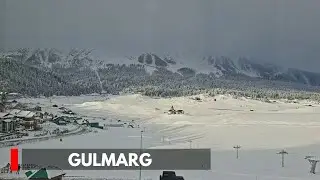 Tourists Enjoy Fresh Snowfall in Gulmarg
