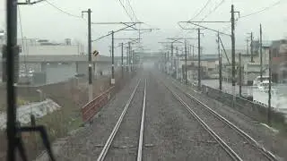 雨の北陸本線 越前花堂～大土呂駅間を走行する521系の前面展望