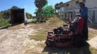 Abandoned Beach House Cleanup 🌴 | From Neglected to Neat in Under 1.5 Hours!