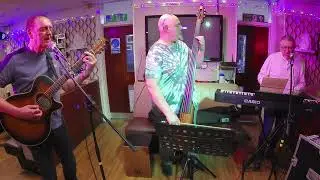9 Lives - Michael Collins, Dark Side Of The Moon