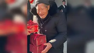 蹭农村大席！带“家里几十年没炒过菜”的单身爷爷，搂大席！