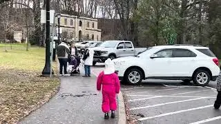 Cold weather But Kids Are Excited They Don&rsquo;t Worry About the Cold
