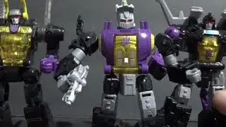 Transformers Legacy: Evolution Deluxe Class Insecticon Bombshell
