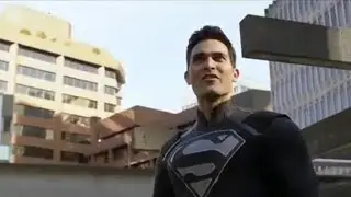 SUPERGIRL S4X09 - SUPERGIRL OPENING SCENE [HD] ELSEWORLDS CROSSOVER