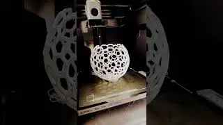 Voroni Vase Model printing in Bambu Lab Live #tranding #3dprinting #origami #3dp #creality3d
