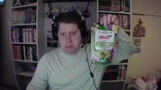 Brad's Caesar Salad Snack Mix review. (NTG Health Arc)