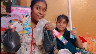ডোনা সোজা রথের মেলা থেকে প্রচুর খেলনা কিনে আনলো। Dona Keya r Rath R Mela r Shopping