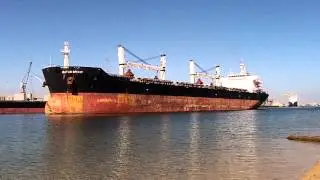Port Adelaide shipping _ (551) Qatar Spirit