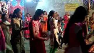 Gram Dasnawal me adarsh mohllaa me ras garba(2)