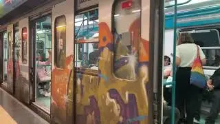 MA100 EAV in arrivo e in partenza dalla stazione di Piscinola Scampia!