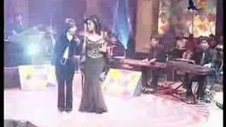 Trie Utami & Vina Panduwinata - Sungguh