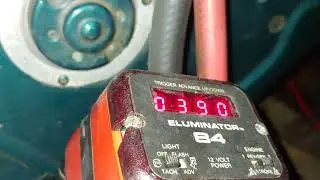 1951 Chevrolet stovebolt 6 running at under 400 rpm without dying.