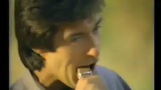 Violet Crumble Commercial - 1982