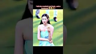 When the bouquet chooses you instead 😂💐||waendokmai|| #thai #drama #fyp #edit #shorts #funny