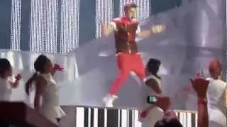 Justin Bieber - All Around The World _ Boyfriend LIVE 2012 MMVAs HD