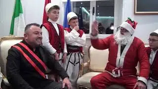 Bashkia Puke ndez dritat e festave😍